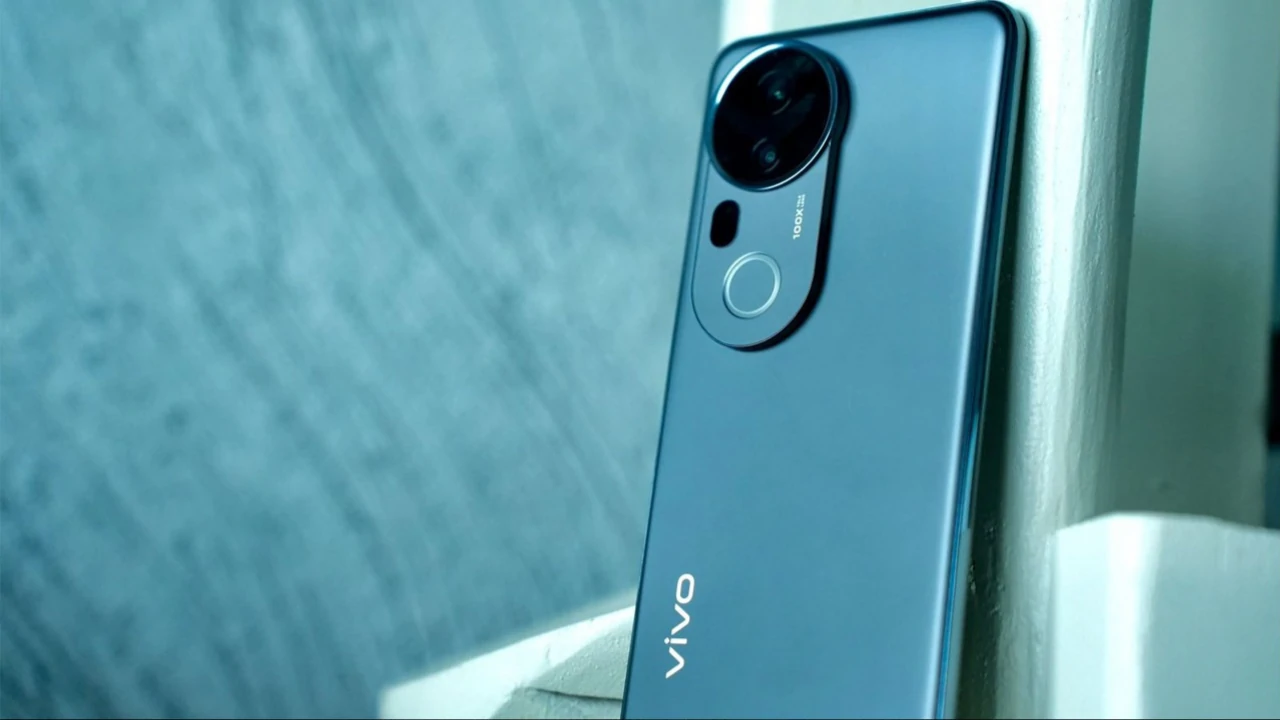 Vivo V50e